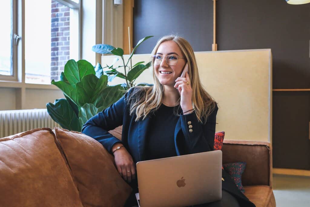 virtual-assistant-best-entry-level-remote-jobs 